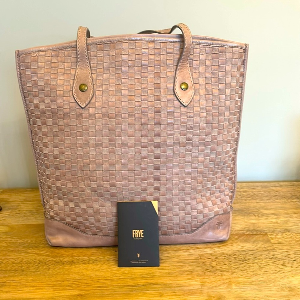 Frye Genuine Leather Purse. Excellent Used Condition